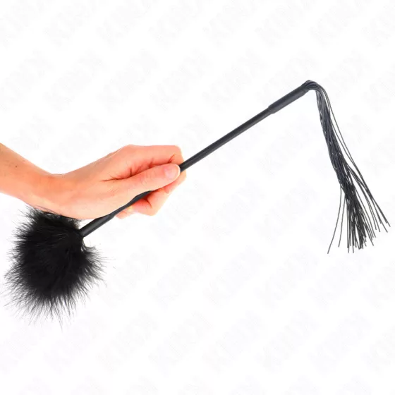 Kink – hosszú szárú cirógató és mini korbács