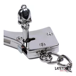   LateToBed - ezüstszínű cinkötvözet csuklóbilincs (218 gramm)