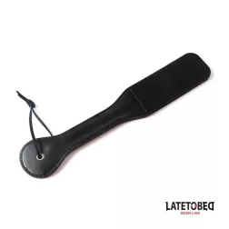 LateToBed – paskoló SLAVE felirattal
