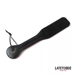 LateToBed – paskoló LOVE felirattal