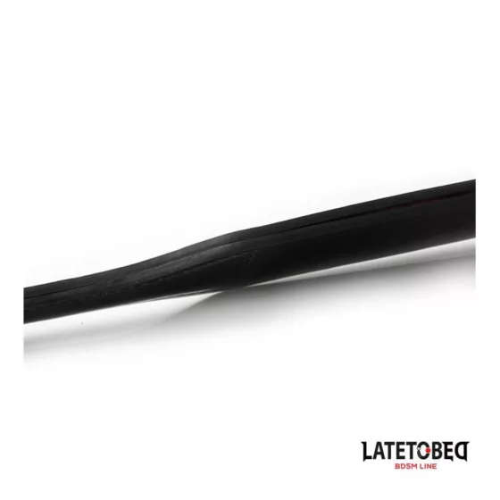 LateToBed – paskoló LOVE felirattal