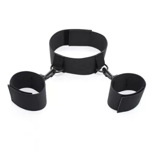Toyz4Lovers – Csuklók a nyakhoz kötöző készlet