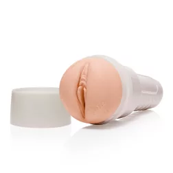 Fleshlight Girls Kenzie Reeves punci (creampuff betéttel)