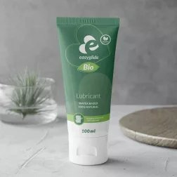   EasyGlide Bio & Natural illatmentes vízbázisú síkosító  (100 ml).
