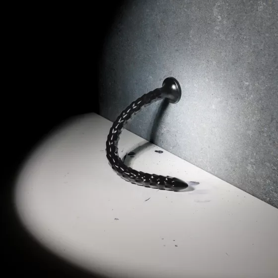 Ouch! – Scaled Anal Snake hosszú anál dildó (53 cm)